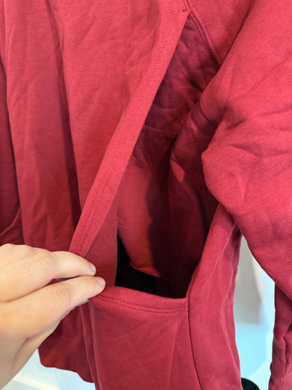 NWOT Old Navy Maternity Red Crewneck Women’s Sweatshirt - Picture 3 of 3
